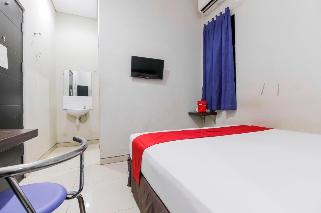 RedDoorz near Samarinda Central Plaza Zewnętrze zdjęcie