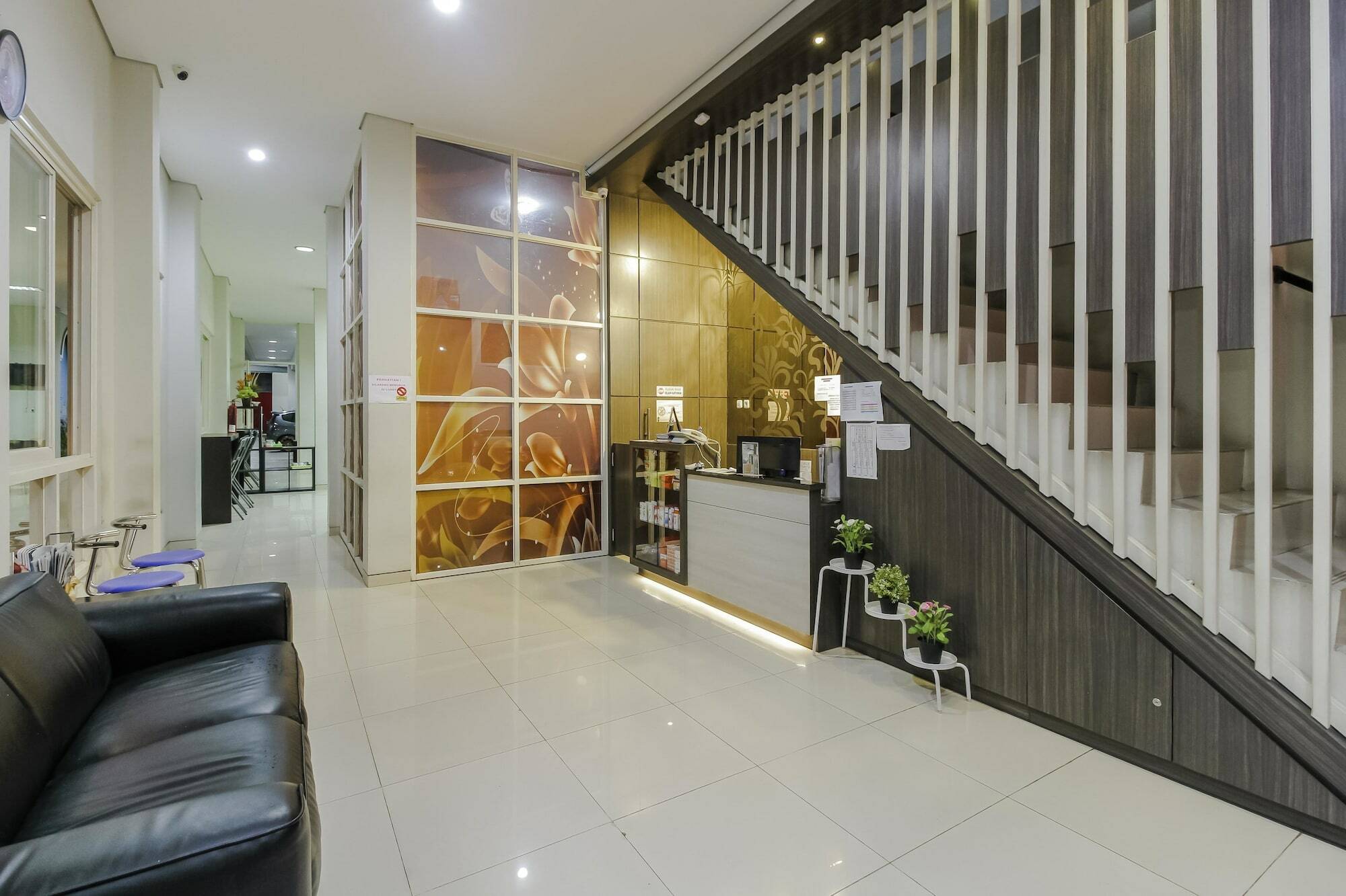 RedDoorz near Samarinda Central Plaza Zewnętrze zdjęcie